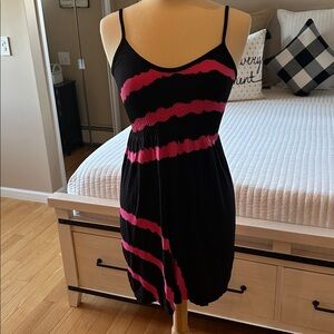 Ingear Black and Pink Dress